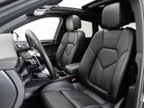 Certified 2018 Porsche Macan image 5