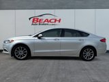 Used 2017 Ford Fusion SE image 3