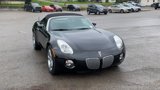 Used 2008 Pontiac Solstice Convertible w/ Premium Package image 2
