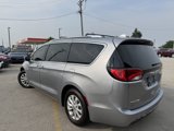 Used 2019 Chrysler Pacifica Touring-L image 5