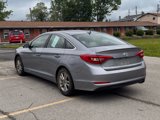 Used 2017 Hyundai Sonata SE image 2