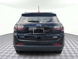Used 2022 Jeep Compass Latitude image 4