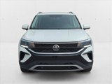 Used 2022 Volkswagen Taos SE image 2