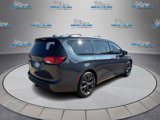 Used 2019 Chrysler Pacifica Touring Plus image 3