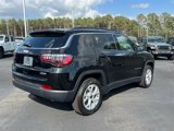 New 2025 Jeep Compass Latitude image 3