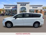 New 2025 Chrysler Pacifica Select image 5