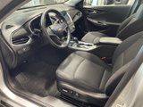 Used 2018 Chevrolet Malibu LT image 3