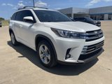 Used 2017 Toyota Highlander Limited Platinum image 2