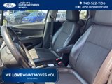 Used 2021 Chevrolet Trax LT w/ LT Convenience Package image 2