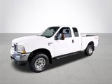 Used 2003 Ford F250 XLT image 2