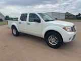Used 2015 Nissan Frontier SV image 4
