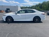 Used 2023 Toyota Camry SE image 2