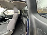 Used 2022 Nissan Frontier SV image 5