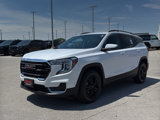 Used 2022 GMC Terrain SLE w/ Driver Convenience Package image 2