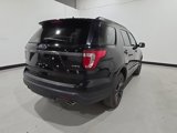 Used 2018 Ford Explorer XLT image 4