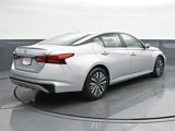 Used 2023 Nissan Altima 2.5 SV image 6