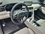 Used 2025 Genesis G70 2.5T image 5
