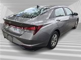 Used 2023 Hyundai Elantra SE image 3