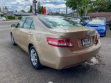 Used 2010 Toyota Camry LE image 2