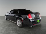 Used 2016 Chrysler 300 C image 4