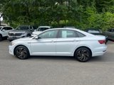 Certified 2019 Volkswagen Jetta SEL Premium image 4