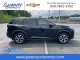 Used 2022 Nissan Rogue SV image 2