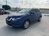 Used 2018 Nissan Rogue SV image 3