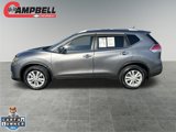 Used 2016 Nissan Rogue SV image 2