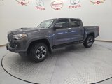 Used 2019 Toyota Tacoma TRD Sport image 2