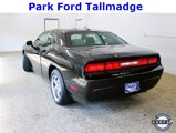 Used 2010 Dodge Challenger SE image 3