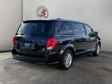 Used 2019 Dodge Grand Caravan SXT image 4