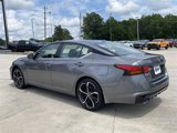 Used 2023 Nissan Altima 2.5 SR image 3