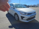 Used 2023 Kia Rio S image 3