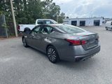 Used 2023 Nissan Altima 2.5 SV image 2