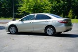 Used 2016 Toyota Camry LE image 4