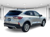 Used 2020 Ford Escape SE image 4