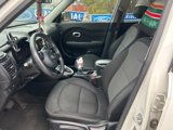 Used 2019 Kia Soul + image 3