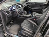 Used 2015 Ford Edge Titanium image 2