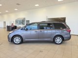 Used 2015 Toyota Sienna XLE image 2