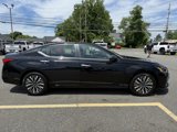 Used 2024 Nissan Altima 2.5 SV image 2