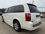 Used 2010 Dodge Grand Caravan SE w/ Climate Group image 4