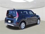 Used 2024 Kia Soul LX w/ Option Group 015 image 4
