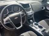 Used 2017 Chevrolet Equinox LT image 4