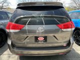 Used 2013 Toyota Sienna XLE image 4