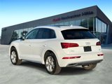 Used 2020 Audi Q5 2.0T Premium w/ Convenience Package image 4