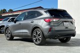 Used 2021 Ford Escape SE w/ SE Sport Appearance Package image 6