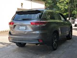 Used 2018 Toyota Highlander LE image 3