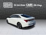 Used 2021 Hyundai Elantra Limited image 3