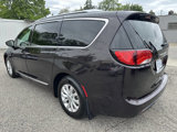 Used 2018 Chrysler Pacifica Touring-L Plus image 5