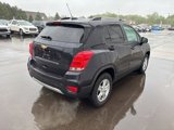Used 2022 Chevrolet Trax LT w/ LT Convenience Package image 4
